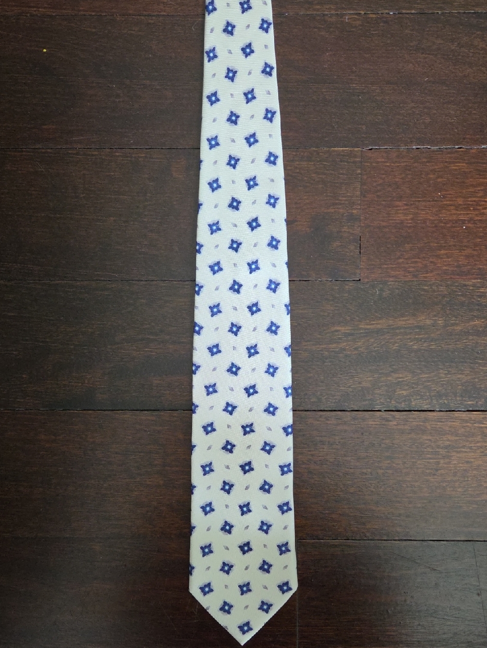 NWOT MEN'S EREDI PISANO BLUE AND WHITE 100% SILK NECK TIE MADE IN ITALY $120